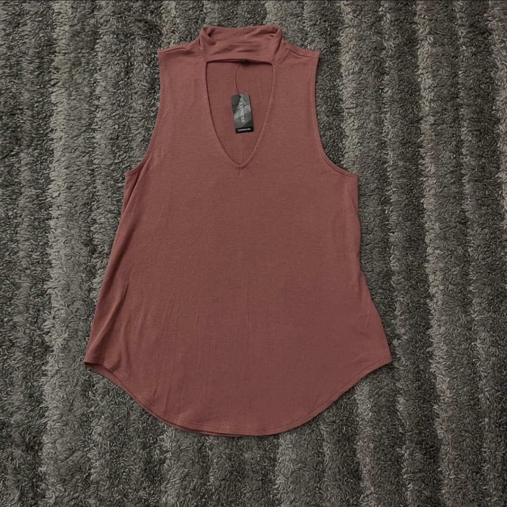 Express women's deep V-neck choker tank pinkish-orange NWT Small